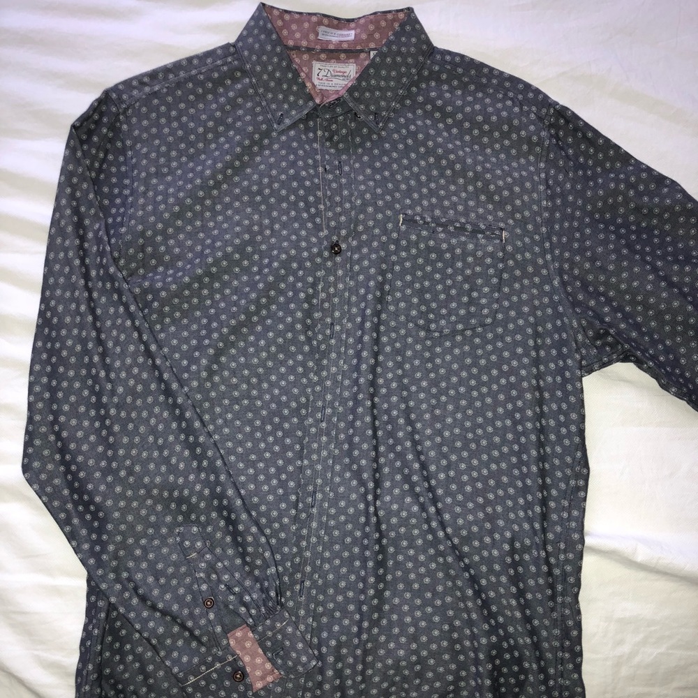 Vintage Looking 7 Diamonds Button Down Shirt